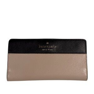 NWOT Kate Spade Black and Tan Wallet with Textured Leather and Slim Design